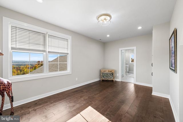 1823 RIDGE RD, Perkasie, PA 18944