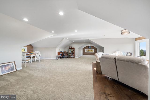 1823 RIDGE RD, Perkasie, PA 18944