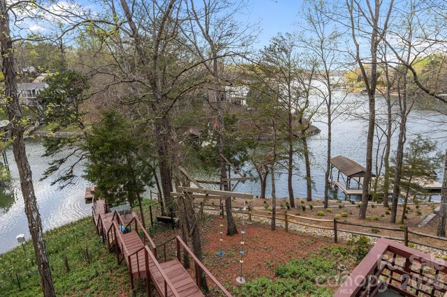 9067 Tulagi Court, Fort Mill, SC 29708