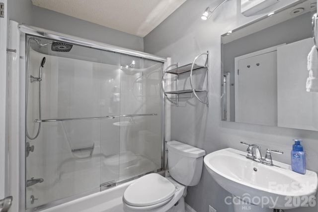 9067 Tulagi Court, Fort Mill, SC 29708