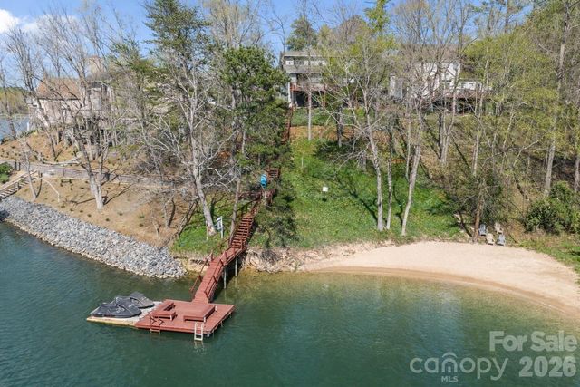 9067 Tulagi Court, Fort Mill, SC 29708