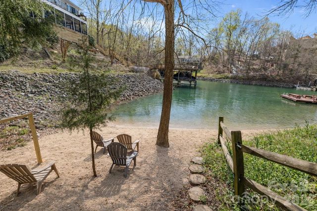 9067 Tulagi Court, Fort Mill, SC 29708