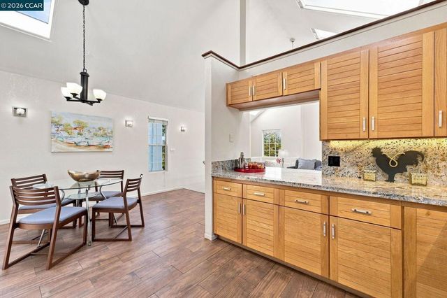16516 Foothill Blvd, Castro Valley, CA 94578