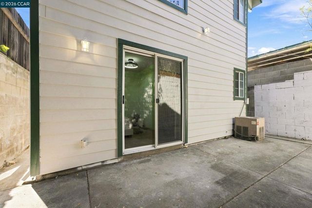 16516 Foothill Blvd, Castro Valley, CA 94578