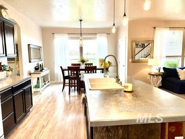 841 Canyon Crest Dr., Twin Falls, ID 83301