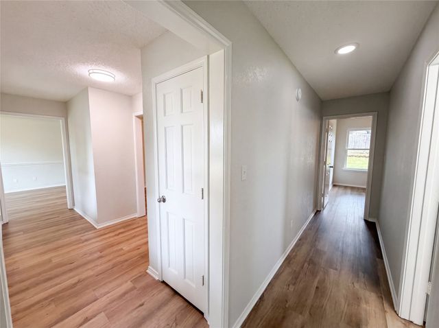 2300 Ridgewood, Bedford, TX 76021