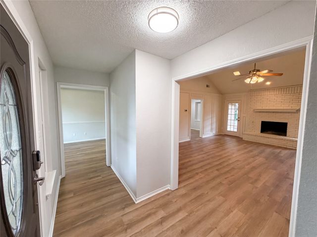 2300 Ridgewood, Bedford, TX 76021