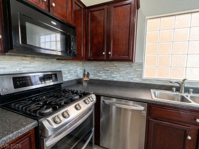 7582 Whiskey Moon, Las Vegas, NV 89139