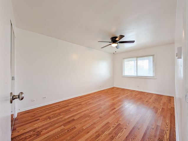 1130 W 18th Street 2E, Broadview, IL 60155