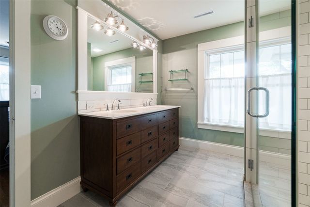 1929 Ridgeway Drive SE, Cedar Rapids, IA 52403