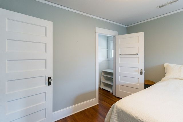 1929 Ridgeway Drive SE, Cedar Rapids, IA 52403