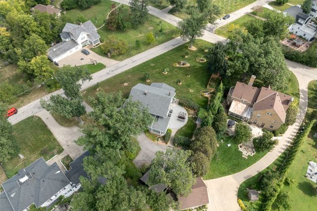 1929 Ridgeway Drive SE, Cedar Rapids, IA 52403