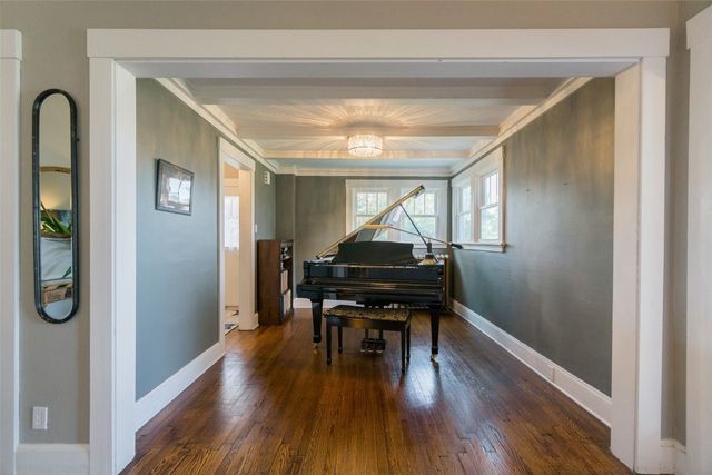 1929 Ridgeway Drive SE, Cedar Rapids, IA 52403