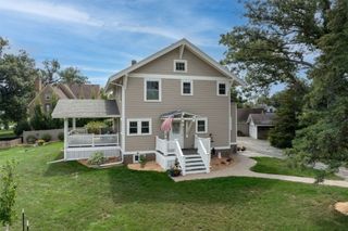 1929 Ridgeway Drive SE, Cedar Rapids, IA 52403