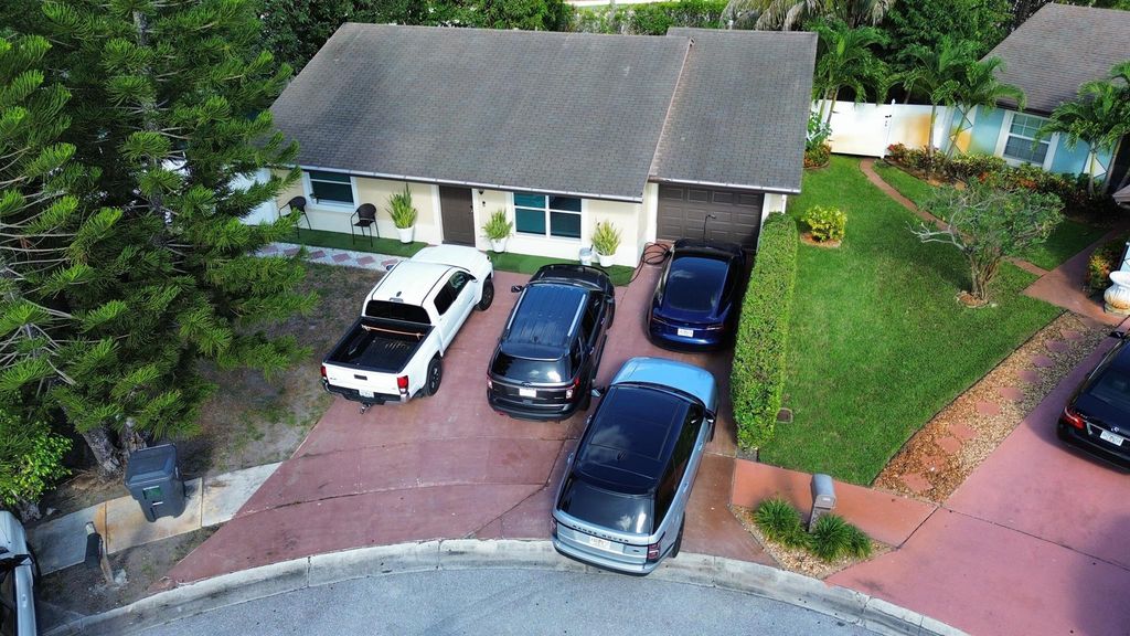 5820 Westfall Road, Lake Worth, FL 33463