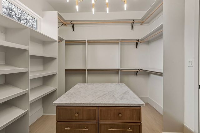 917 Brookwood Drive, Dallas, TX 75224