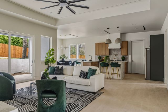 917 Brookwood Drive, Dallas, TX 75224