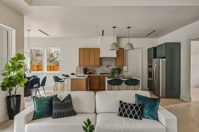 917 Brookwood Drive, Dallas, TX 75224