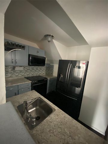 10811 Richmond Avenue 135, Houston, TX 77042