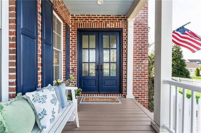 1207 Heron Ridge Road, Winston-salem, NC 27106