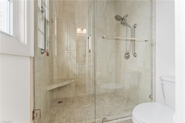 1207 Heron Ridge Road, Winston-salem, NC 27106