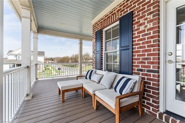 1207 Heron Ridge Road, Winston-salem, NC 27106