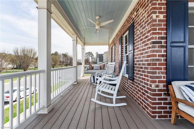 1207 Heron Ridge Road, Winston-salem, NC 27106