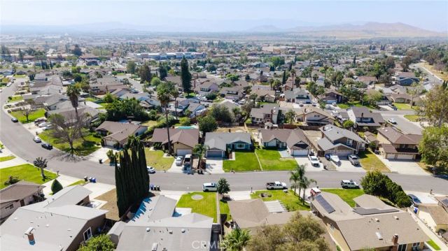 5829 Quiroz, Jurupa Valley, CA 92509