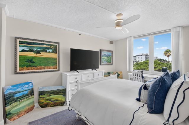 3215 S OCEAN Boulevard 302, Highland Beach, FL 33487