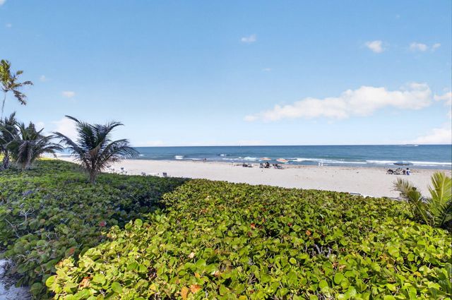 3215 S OCEAN Boulevard 302, Highland Beach, FL 33487