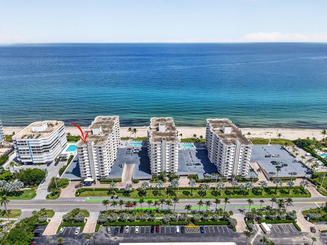 3215 S OCEAN Boulevard 302, Highland Beach, FL 33487
