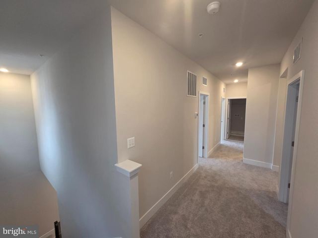 504 WILLOWSHIRE ST, Baltimore, MD 21220