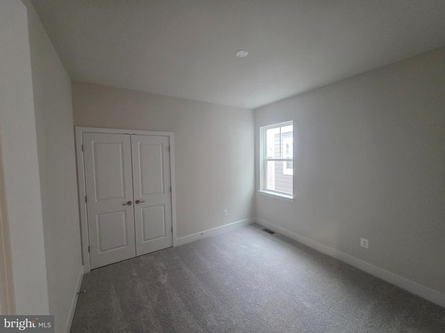 504 WILLOWSHIRE ST, Baltimore, MD 21220