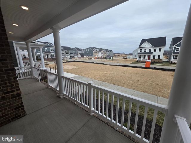 504 WILLOWSHIRE ST, Baltimore, MD 21220