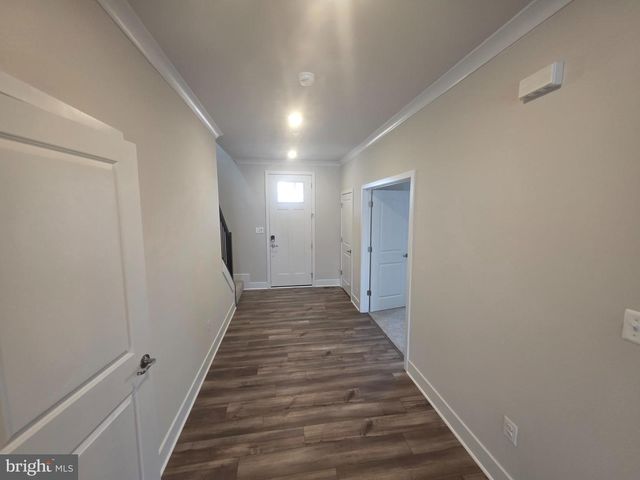 504 WILLOWSHIRE ST, Baltimore, MD 21220