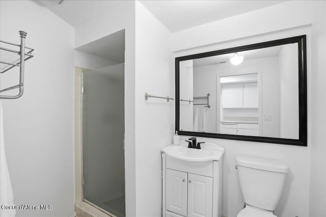 12331 N Avondale LOOP, Hayden, ID 83835