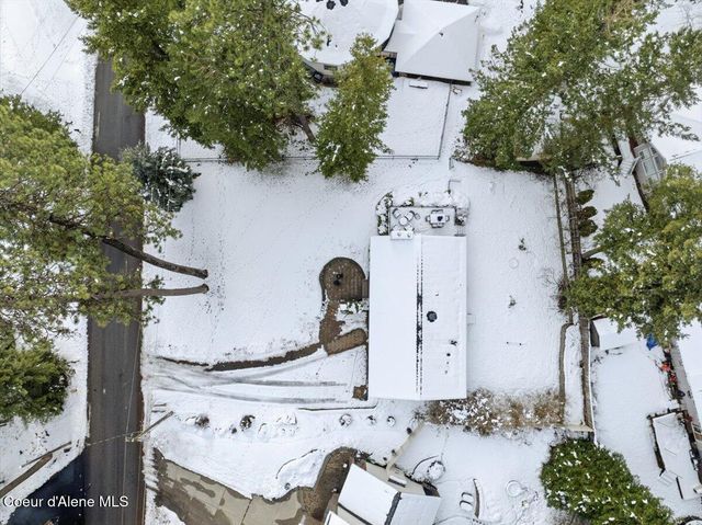 12331 N Avondale LOOP, Hayden, ID 83835