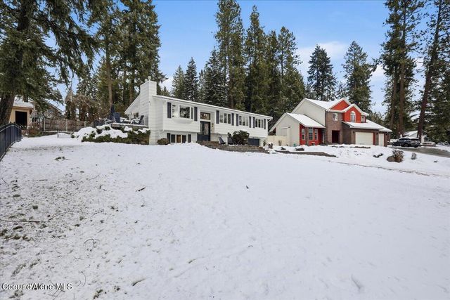 12331 N Avondale LOOP, Hayden, ID 83835