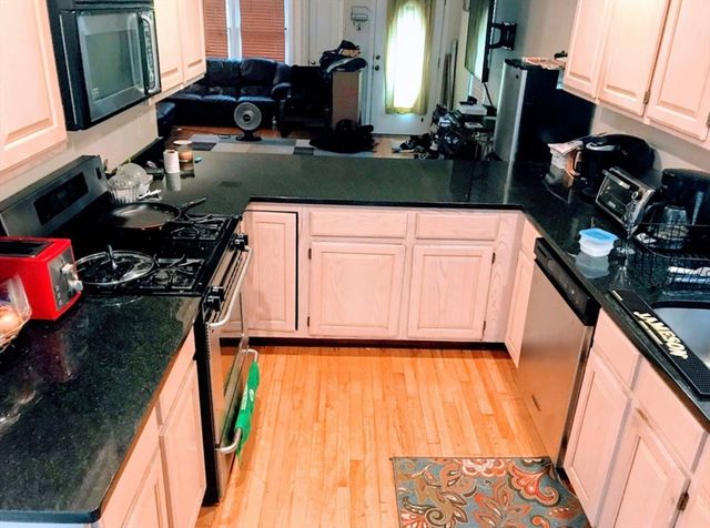 6 Harleston 6, Boston, MA 02120