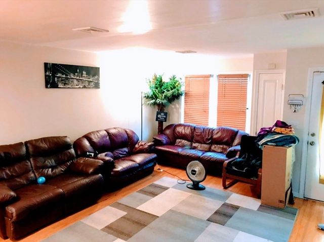 6 Harleston 6, Boston, MA 02120