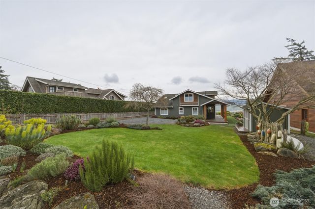 1564 Seacrest Drive, Lummi Island, WA 98262