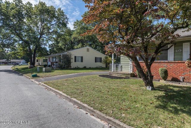 10 B Virginia Drive, Whiting, NJ 08759