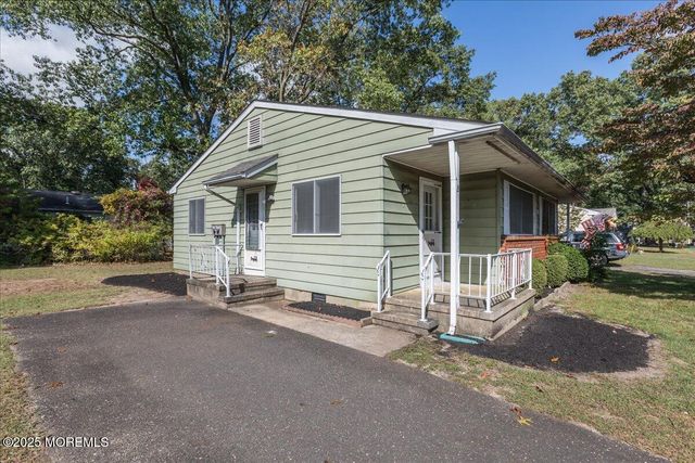 10 B Virginia Drive, Whiting, NJ 08759