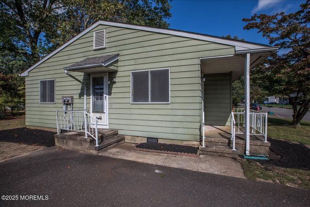 10 B Virginia Drive, Whiting, NJ 08759