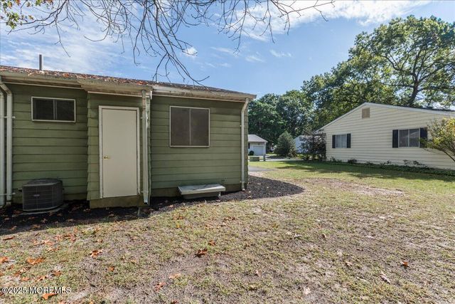 10 B Virginia Drive, Whiting, NJ 08759