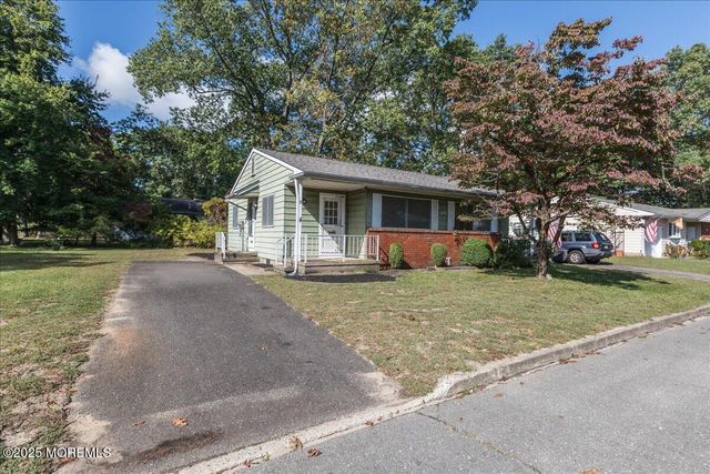 10 B Virginia Drive, Whiting, NJ 08759