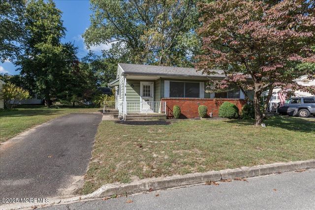 10 B Virginia Drive, Whiting, NJ 08759