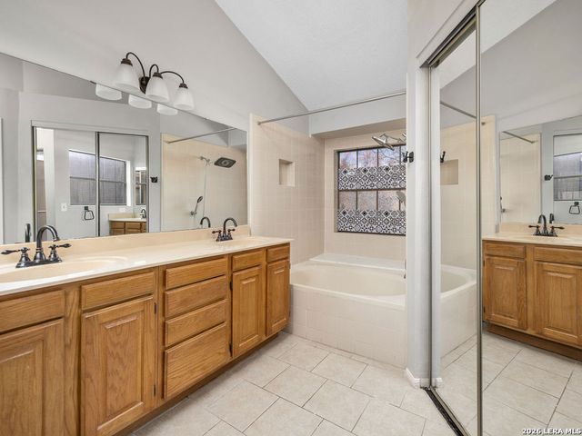 9743 Wagon Train, Converse, TX 78109