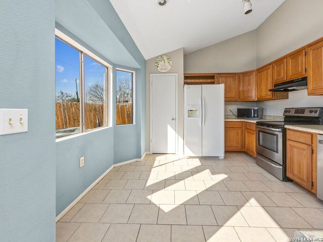 9743 Wagon Train, Converse, TX 78109