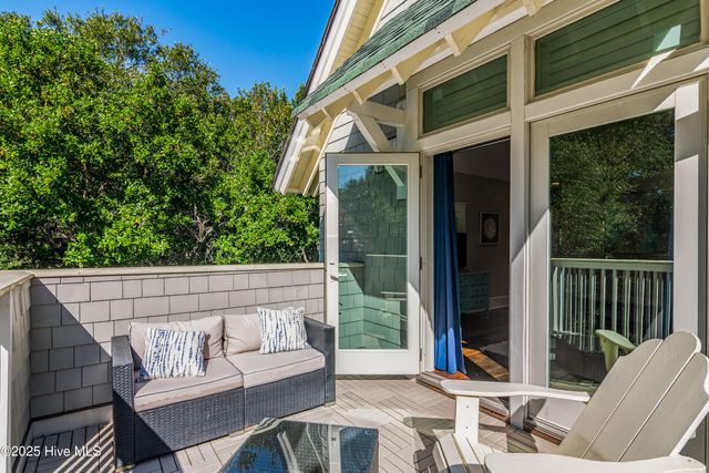 6 Keypost Court, Bald Head Island, NC 28461